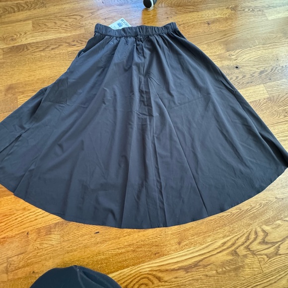 Lululemon Time to Flounce Skirt - Picture 2 of 3